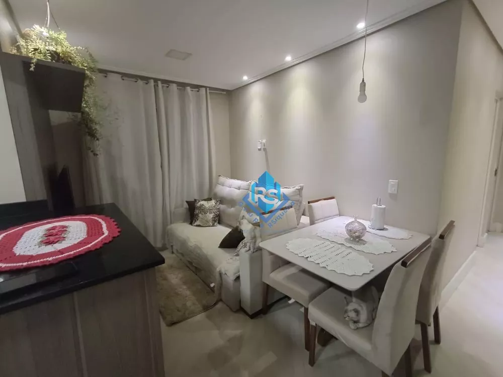 Apartamento à venda com 2 quartos, 44m² - Foto 2