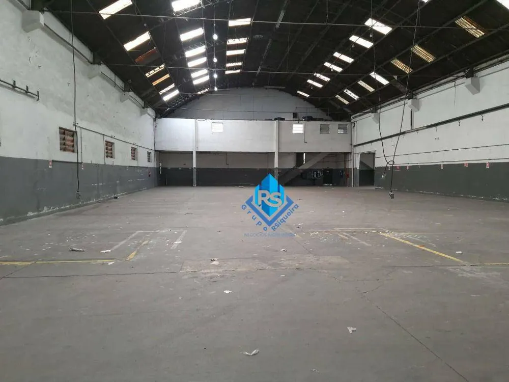 Depósito-Galpão, 1500 m² - Foto 1