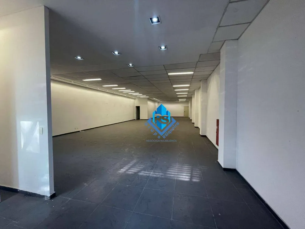 Loja-Salão, 3700 m² - Foto 1
