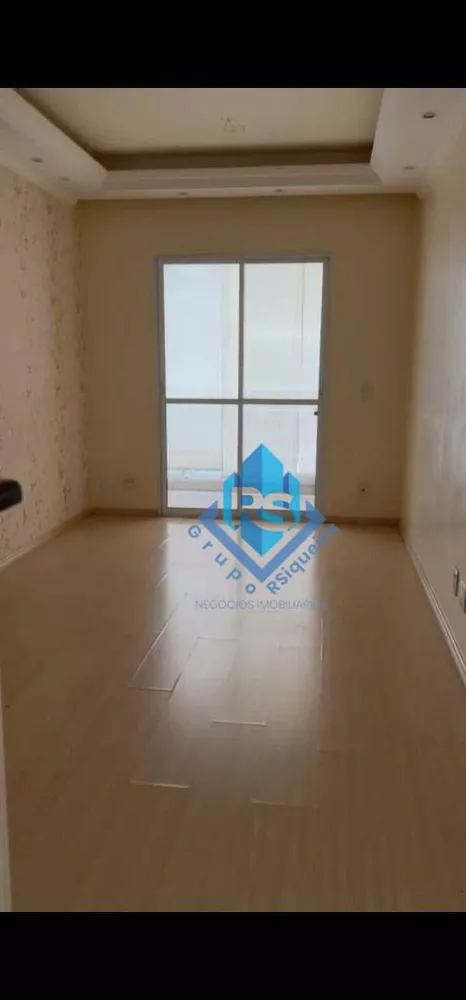 Apartamento à venda com 3 quartos, 74m² - Foto 3