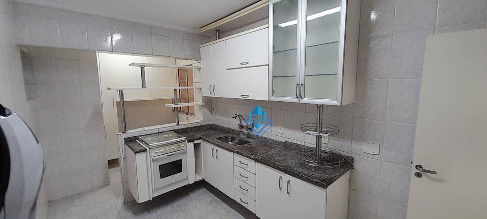 Apartamento à venda com 2 quartos, 68m² - Foto 2