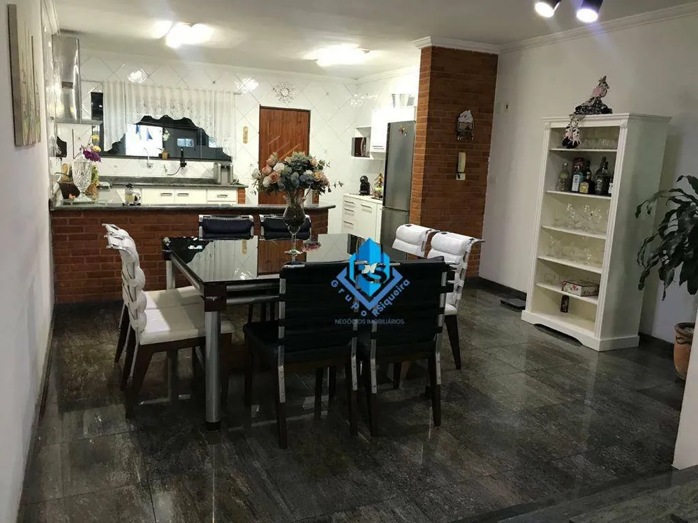 Sobrado, 3 quartos, 200 m² - Foto 3