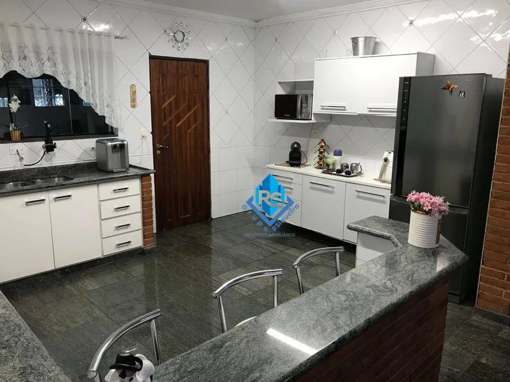 Sobrado, 3 quartos, 200 m² - Foto 5