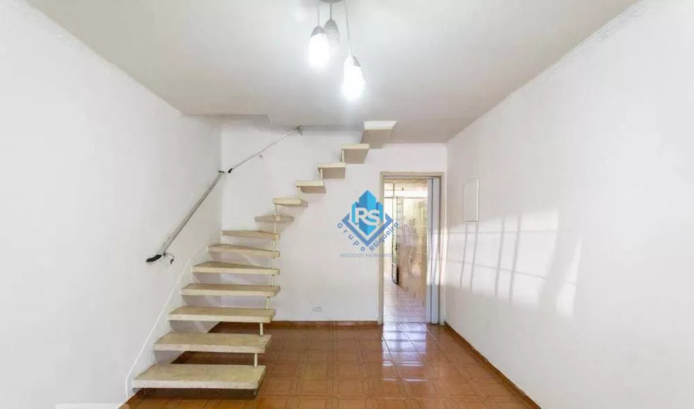 Sobrado à venda com 2 quartos, 91m² - Foto 4