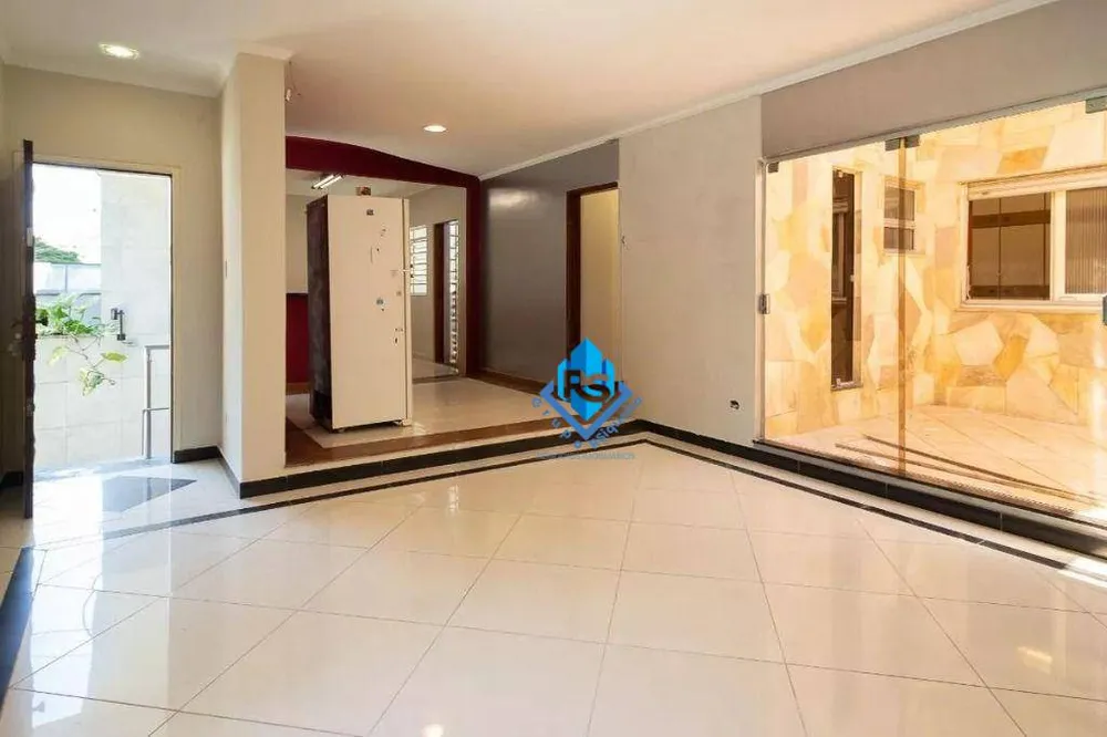 Sobrado, 3 quartos, 239 m² - Foto 8
