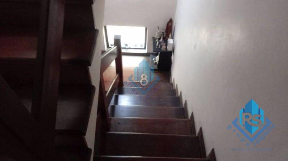 Sobrado, 4 quartos, 313 m² - Foto 1