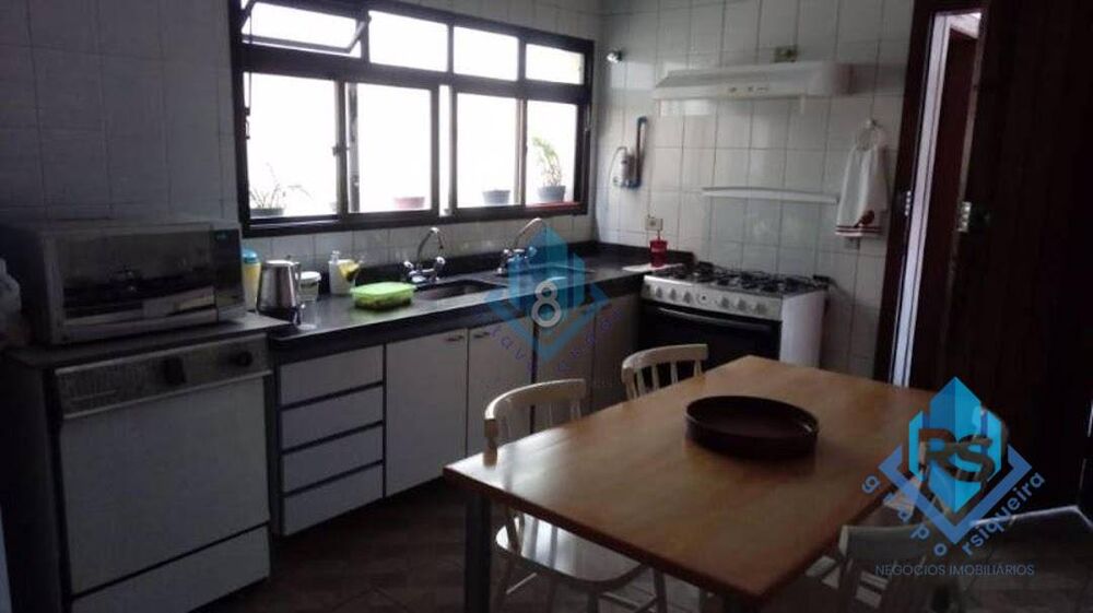 Sobrado, 4 quartos, 313 m² - Foto 2