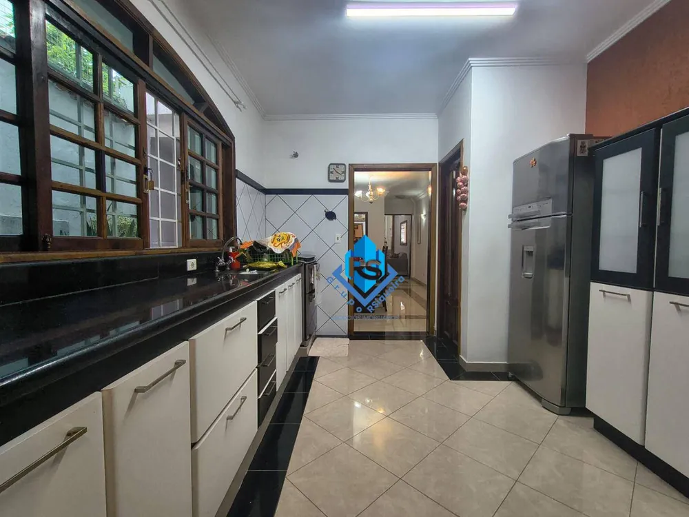 Sobrado, 4 quartos, 305 m² - Foto 2
