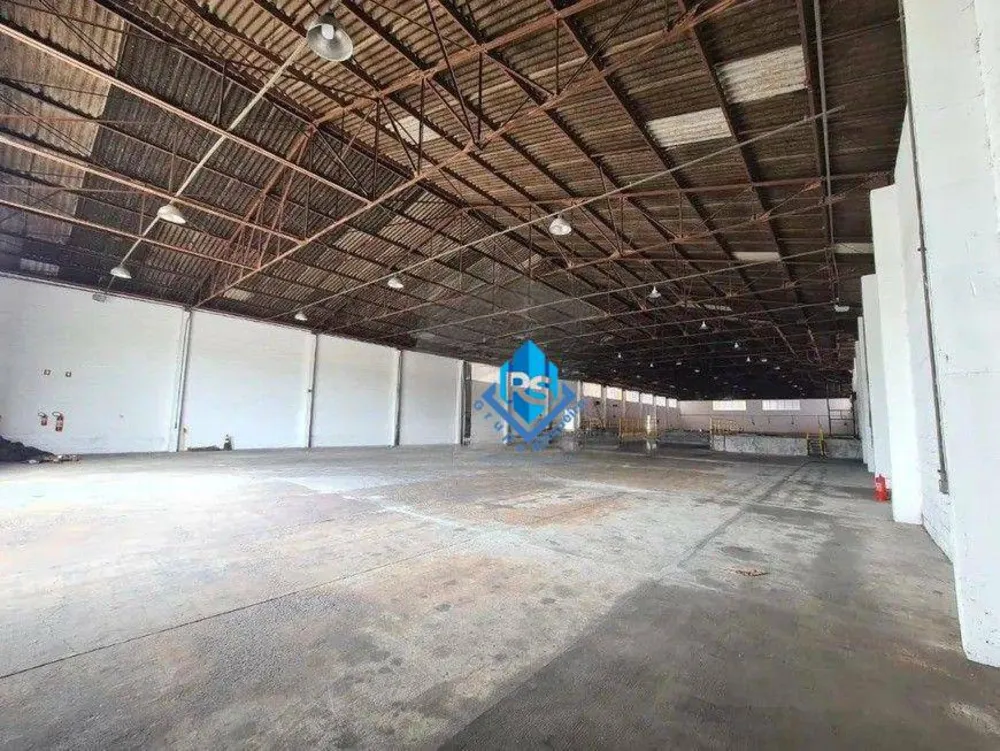 Depósito-Galpão, 2500 m² - Foto 1