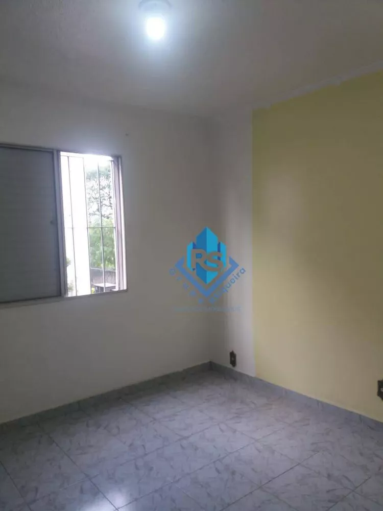 Apartamento à venda com 2 quartos, 44m² - Foto 2