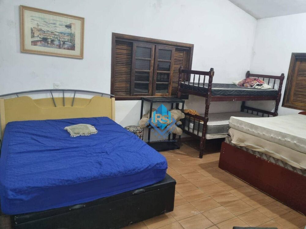 Chácara, 3 quartos, 1345 m² - Foto 4