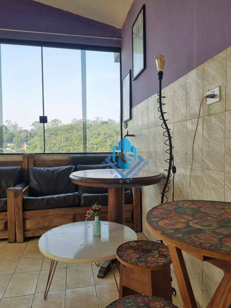 Chácara, 3 quartos, 1345 m² - Foto 2