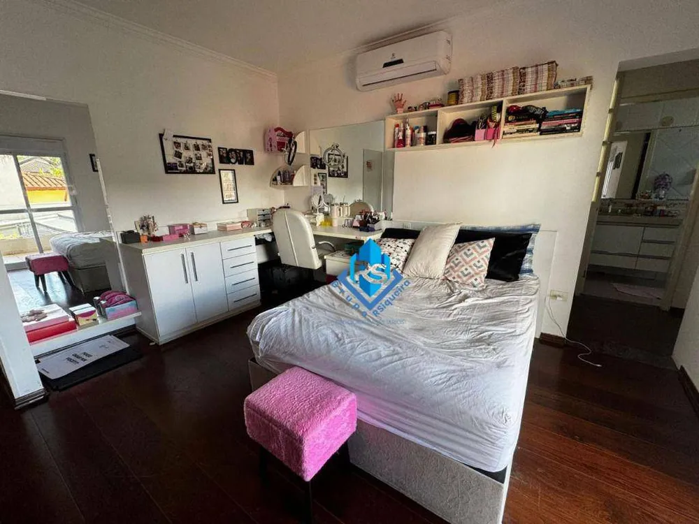Sobrado, 4 quartos, 350 m² - Foto 1