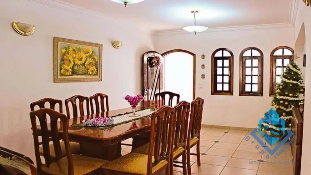 Casa, 3 quartos, 243 m² - Foto 7