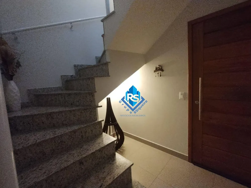 Sobrado, 3 quartos, 209 m² - Foto 1
