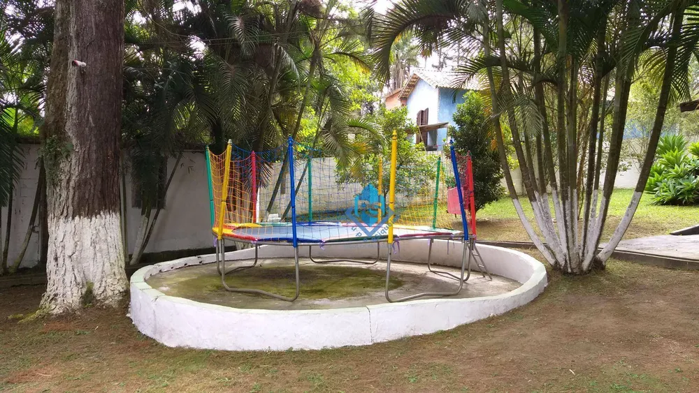 Chácara, 4 quartos, 3600 m² - Foto 1