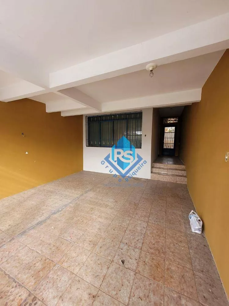 Sobrado à venda com 3 quartos, 170m² - Foto 2