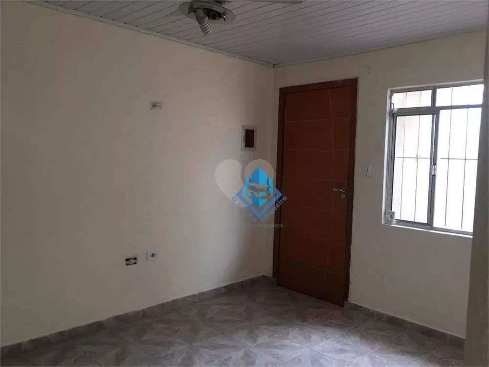 Casa à venda com 5 quartos, 189m² - Foto 4