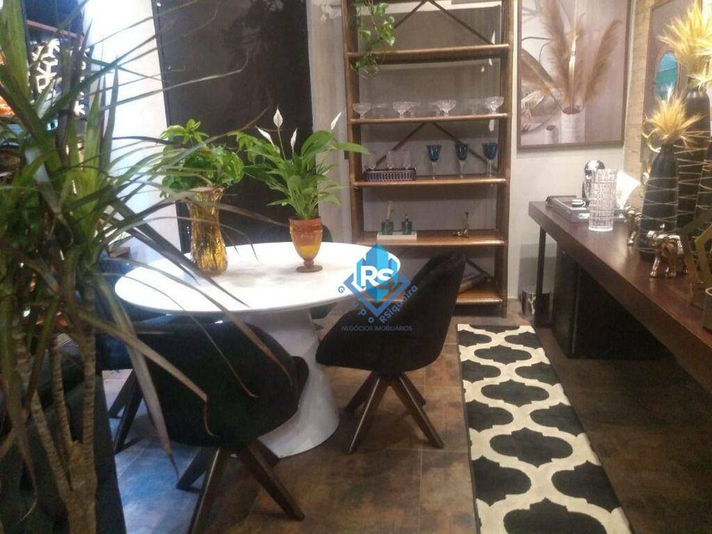 Casa, 3 quartos, 246 m² - Foto 2