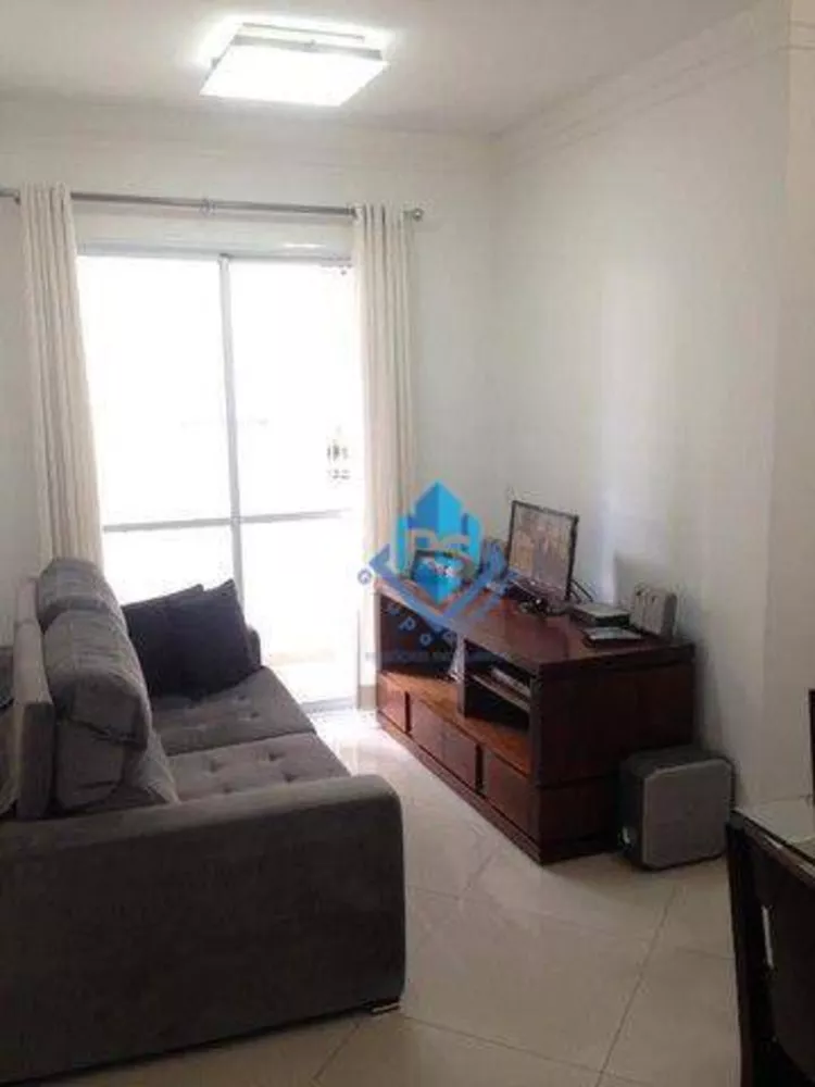 Apartamento à venda com 2 quartos, 63m² - Foto 2