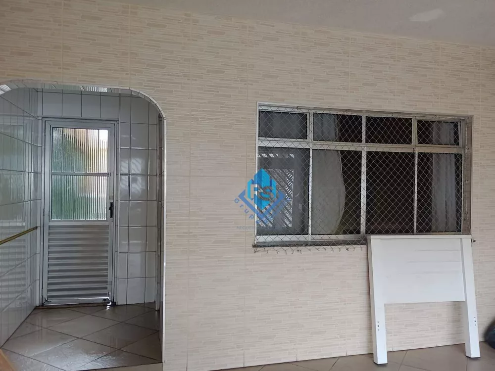 Sobrado à venda com 3 quartos, 180m² - Foto 2