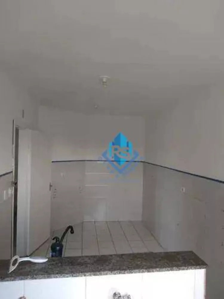 Apartamento à venda com 2 quartos, 79m² - Foto 3