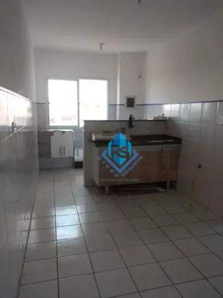 Apartamento à venda com 2 quartos, 79m² - Foto 2