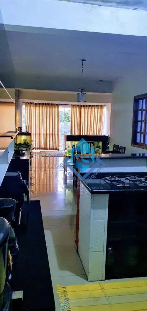 Sobrado à venda com 3 quartos, 140m² - Foto 1