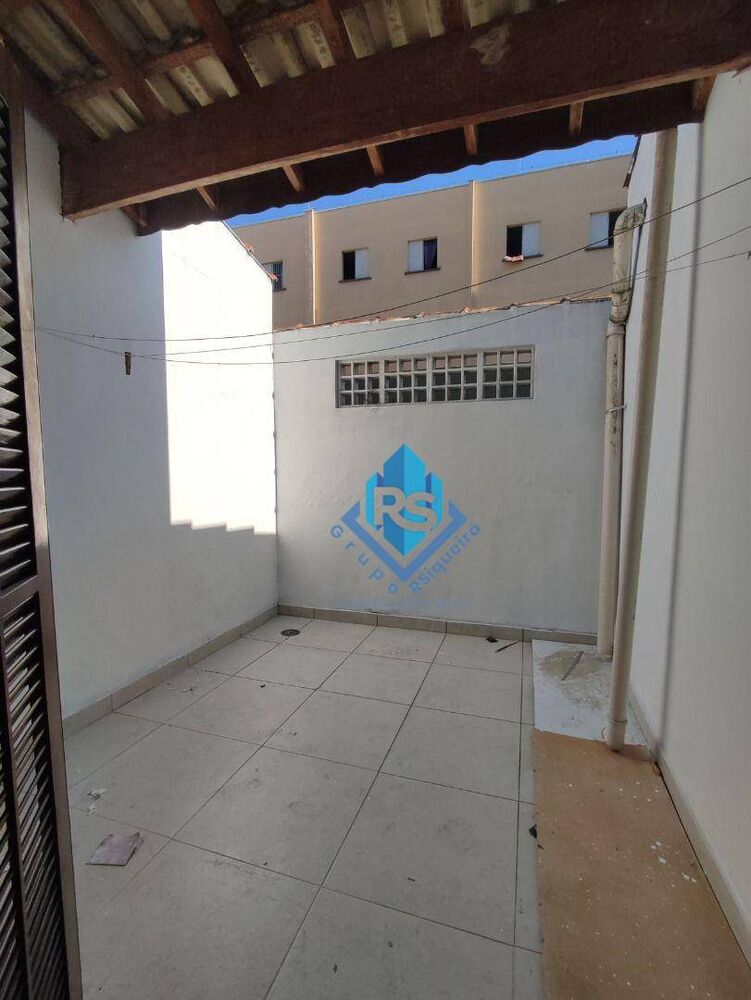Sobrado à venda e aluguel com 3 quartos, 370m² - Foto 9