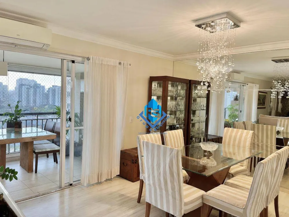 Apartamento, 3 quartos, 146 m² - Foto 1
