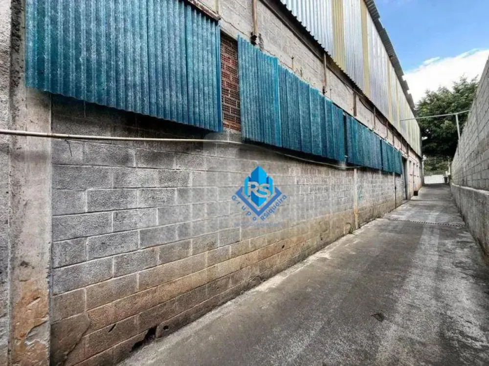 Depósito-Galpão, 2100 m² - Foto 1