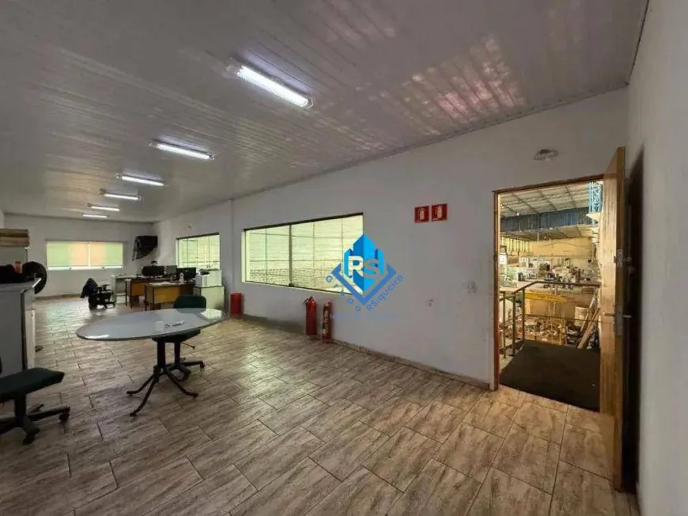 Depósito-Galpão, 2100 m² - Foto 3