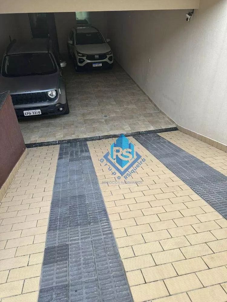 Sobrado à venda com 4 quartos, 350m² - Foto 2