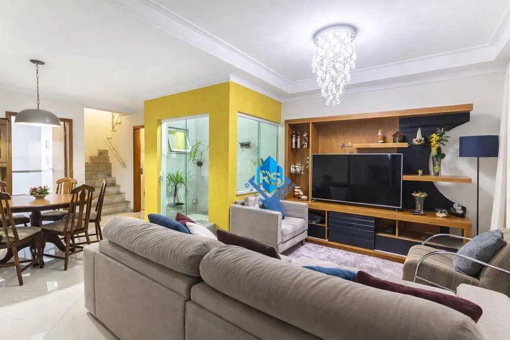 Sobrado, 3 quartos, 204 m² - Foto 1