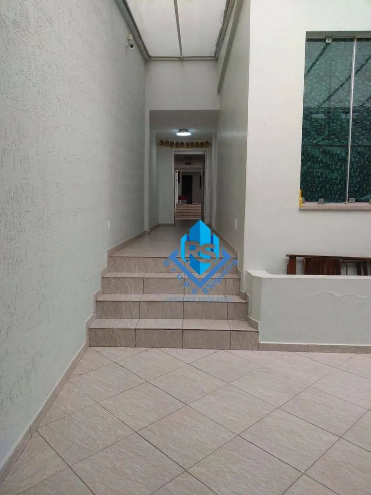 Sobrado, 3 quartos, 318 m² - Foto 1