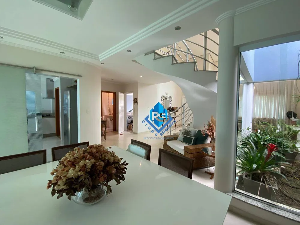 Sobrado, 4 quartos, 260 m² - Foto 9
