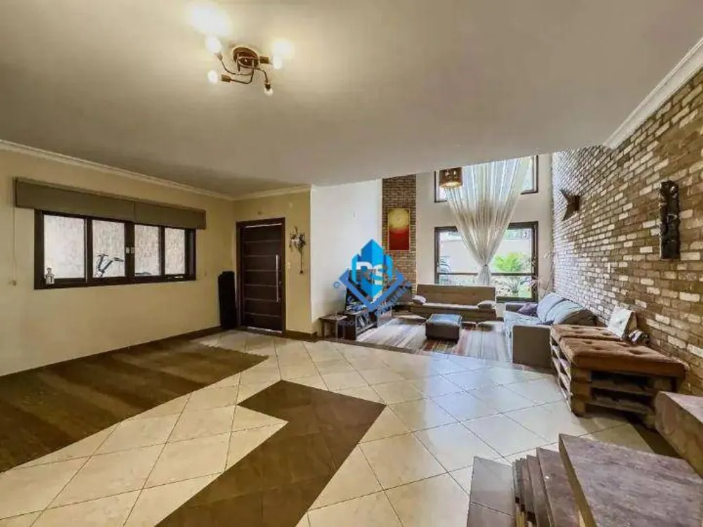 Sobrado, 3 quartos, 288 m² - Foto 3