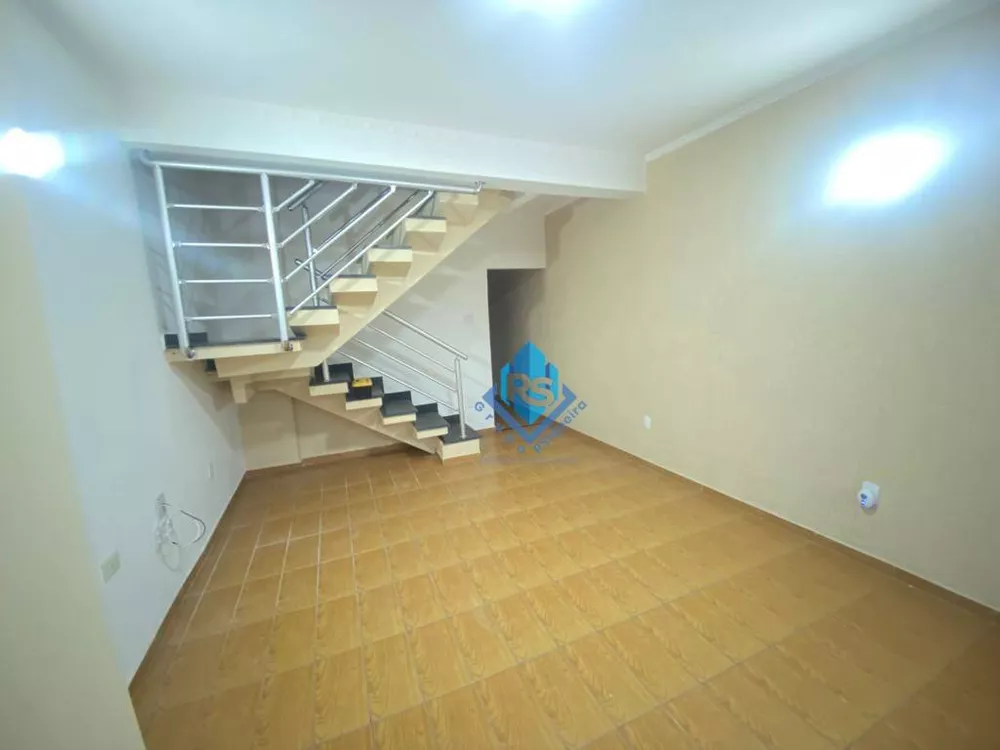 Sobrado à venda com 3 quartos, 180m² - Foto 4