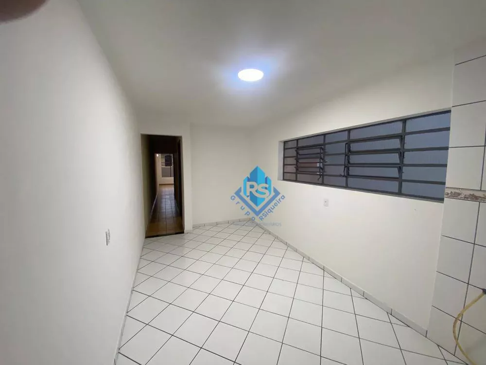 Sobrado à venda com 3 quartos, 180m² - Foto 6