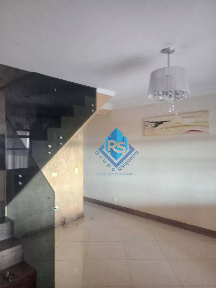 Sobrado à venda com 4 quartos, 248m² - Foto 2