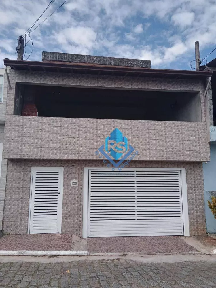 Sobrado à venda com 4 quartos, 248m² - Foto 1