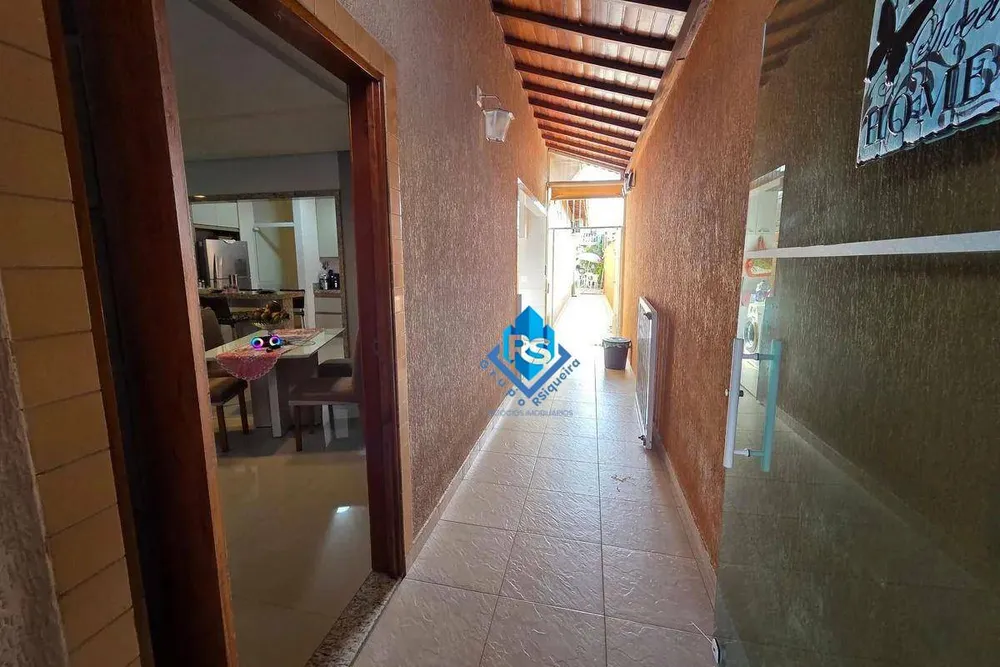 Casa, 3 quartos, 290 m² - Foto 1