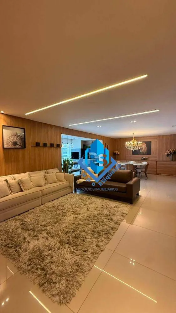 Apartamento, 3 quartos, 155 m² - Foto 1