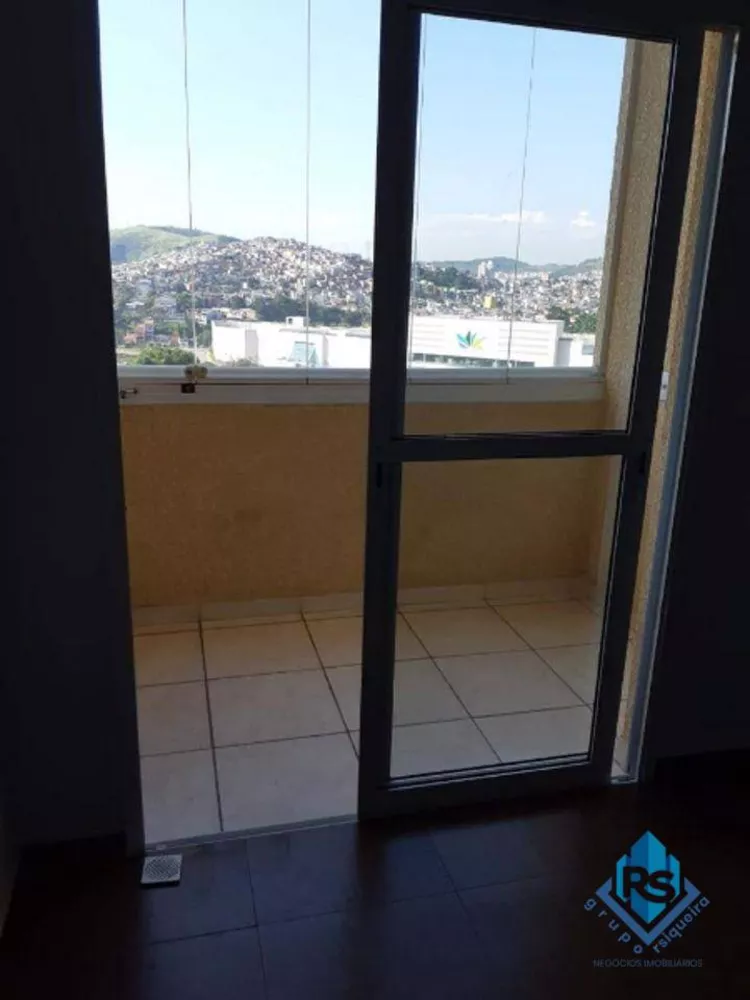 Apartamento à venda com 2 quartos, 53m² - Foto 2