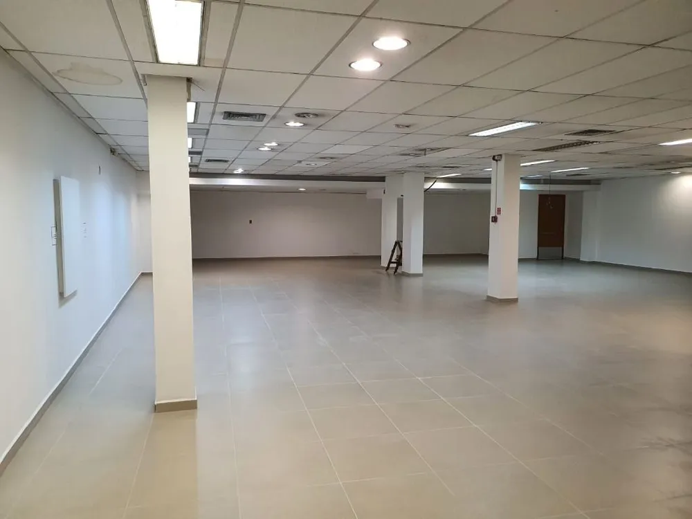 Prédio Inteiro - Foto 17