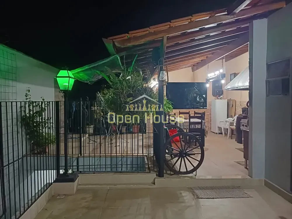 Casa, 3 quartos, 164 m² - Foto 1