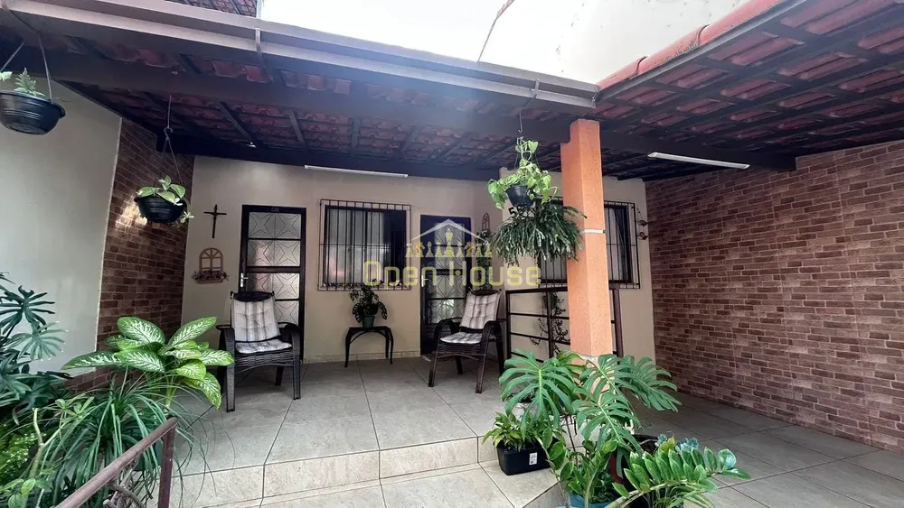 Casa, 2 quartos, 117 m² - Foto 2