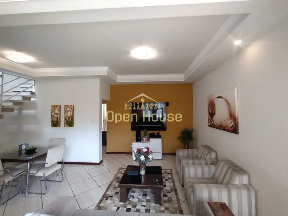Casa, 3 quartos, 200 m² - Foto 18