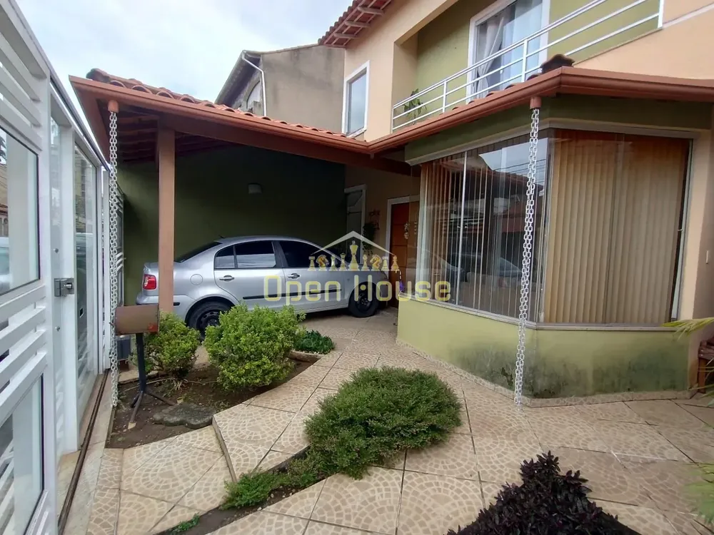 Casa, 3 quartos, 200 m² - Foto 1