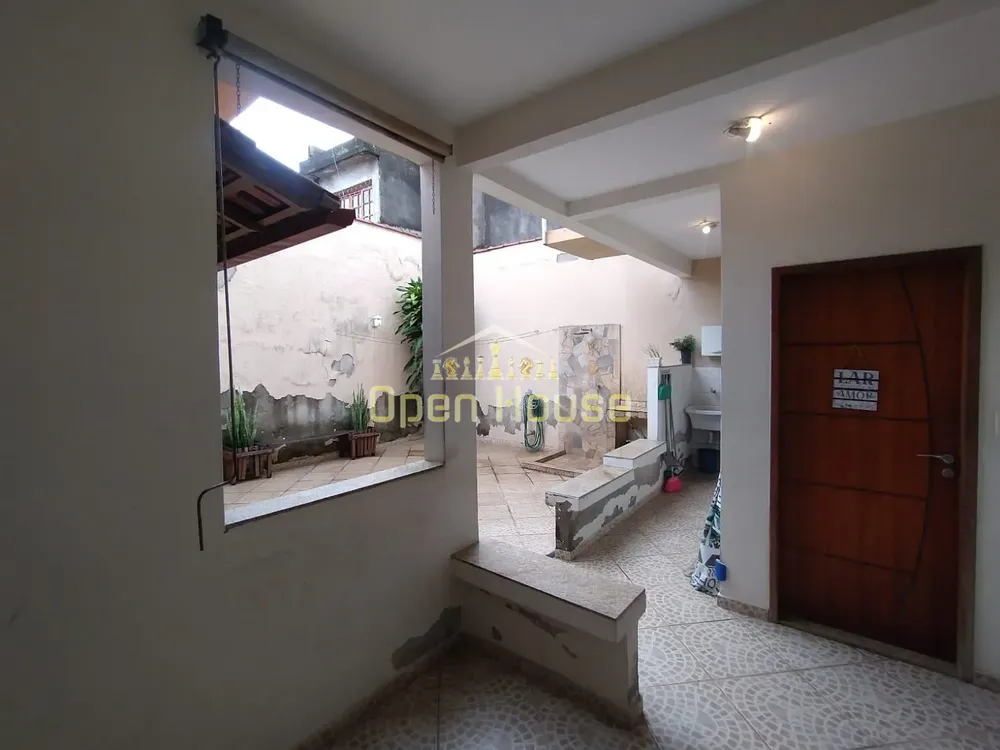 Casa, 3 quartos, 200 m² - Foto 4